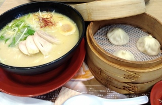 �{������